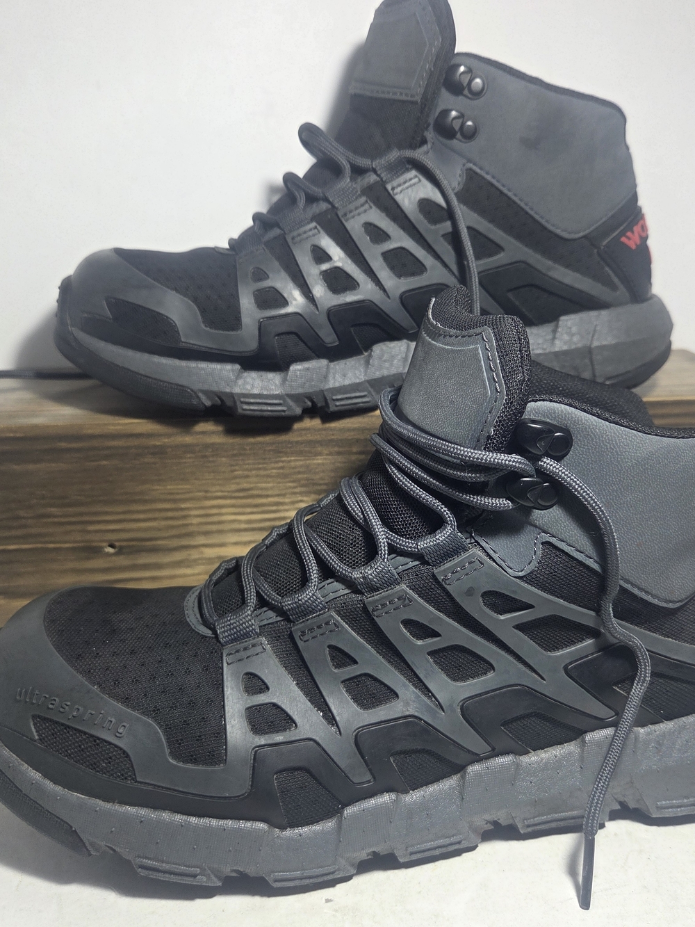 Wolverine Men's Rush UltraSpring CarbonMax Safety Toe Work Boots - Size 8M